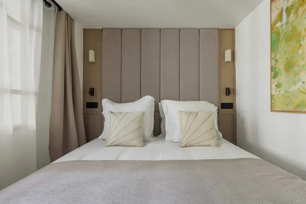 Magnificent Apartment -1br-4p- Canal Saint-martin