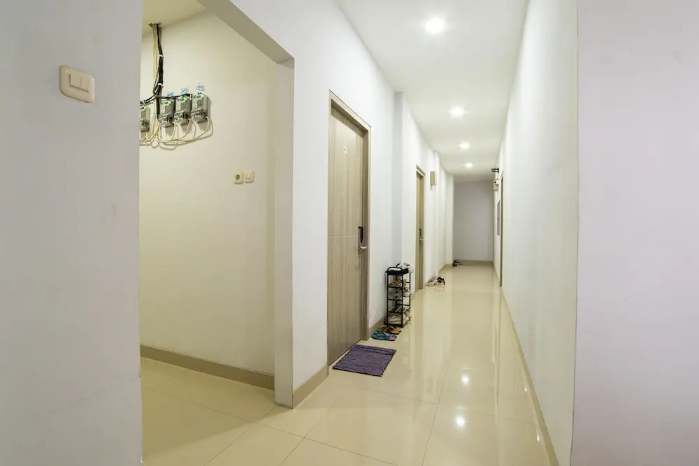 Kelowna Dwiwarna Residence