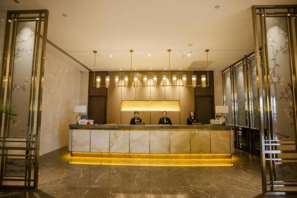 Jinhe Hotel