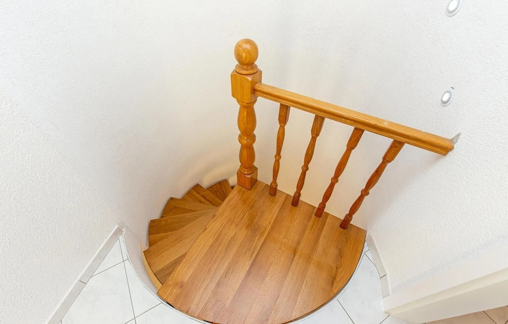 Stunning Home in Jadranovo With 5 Bedrooms, Jacuzzi and Wifi