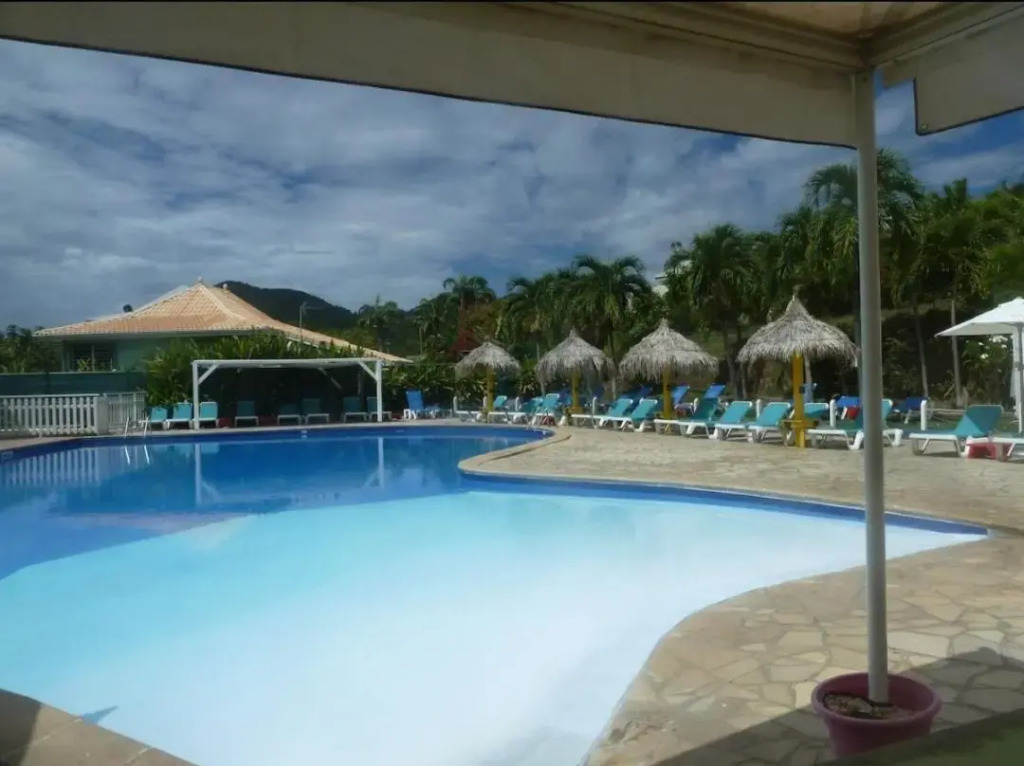 Ti'diamant-studio 4 pers / piscine/ 500m plage / commerces