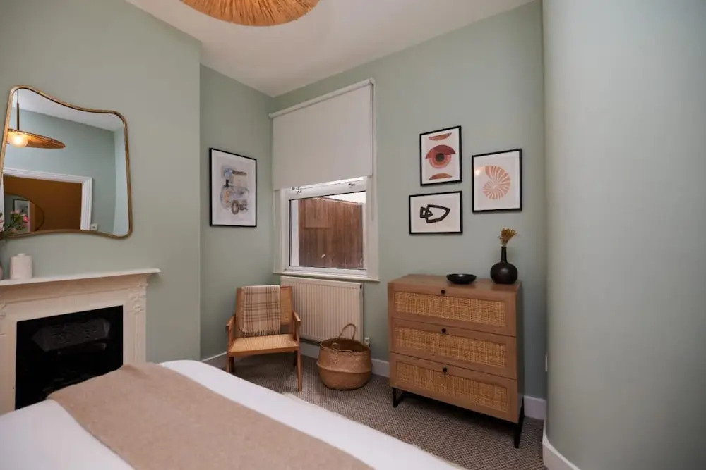 The Mitcham Hideout - Lovely 2BDR Flat with Garden
