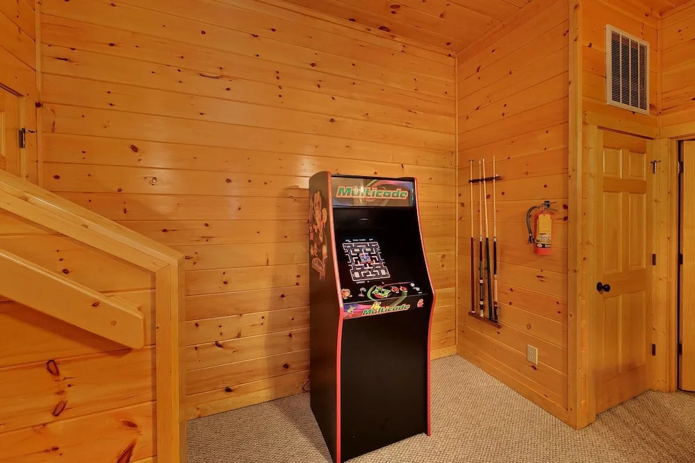 Bear Cub Lodge