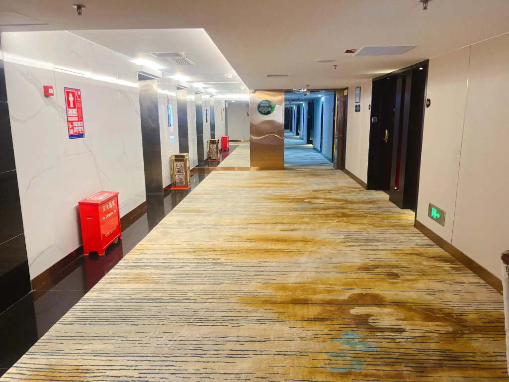 Shenzhen Luohu Lotus Hotel