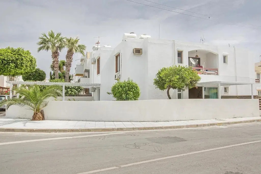 Merab Holidays Apartment Castalia 62