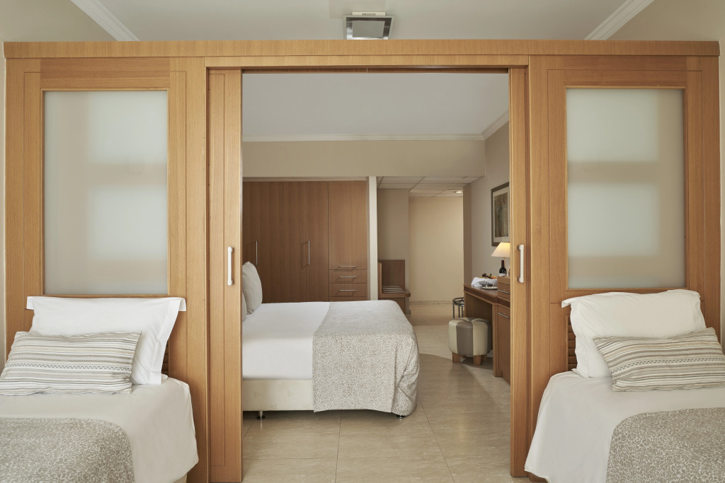 Atlantica Oasis Hotel