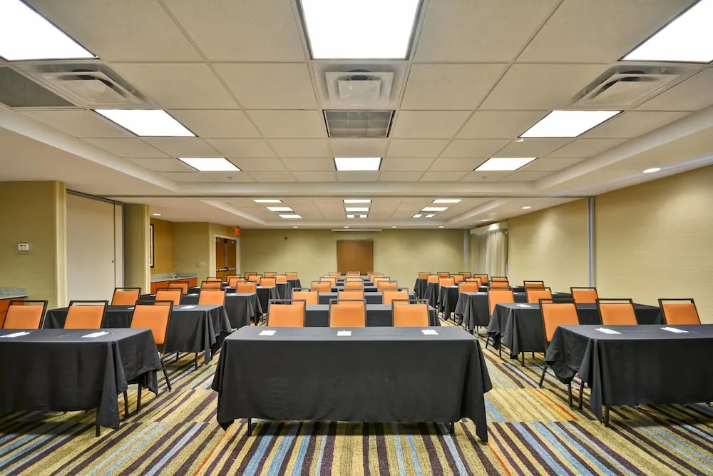 Fairfield Inn and Suites by Marriott Birmingham Fultondale / I-65