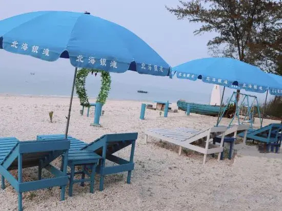 Youdu Time Seaview Inn (Weizhou Island Shell Beach)