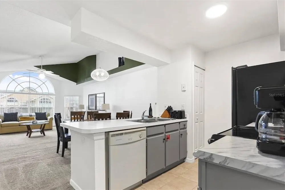 2036 Royal Palm Bay