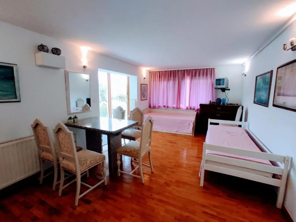 Apartment Sven