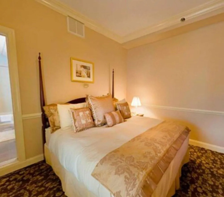 Hotel Alcott