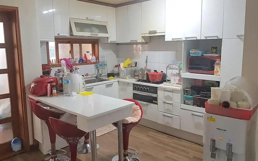 Red Dragonfly Guesthouse Jeju