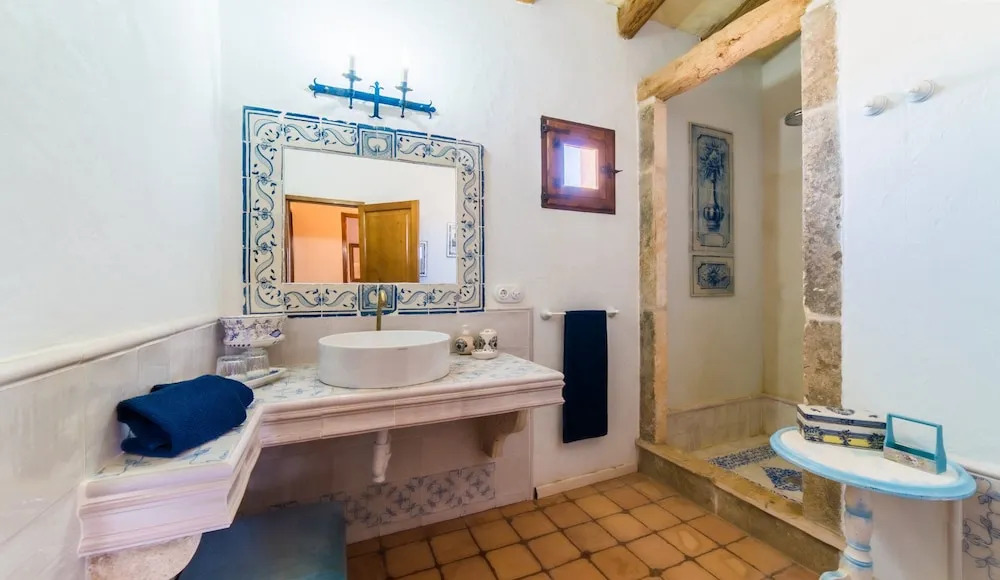 G Rentals Can Cuquet House