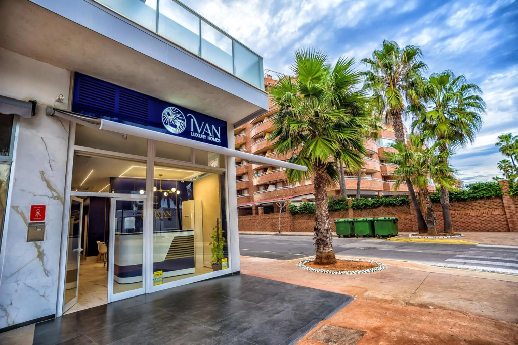 Casa Miriam- Ivan Luxury Homes - 2ª Planta - Sur - 1ª Linea de Playa