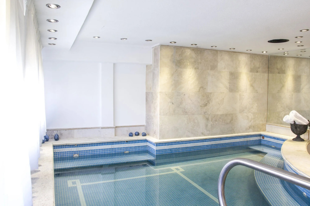 Let Sun Hotel Boutique