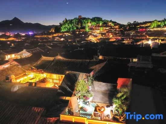 Yuyan Pavilion•Ancient City Panoramic Sky Garden Viewing Beauty Inn