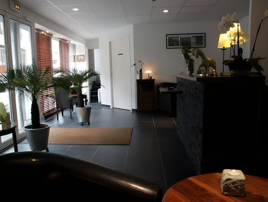 Auberge Du Cheval Blanc - Logis Hotel