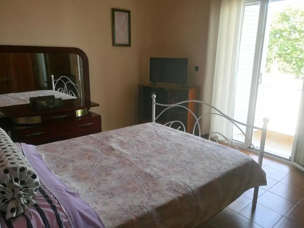 Nikol΄s house