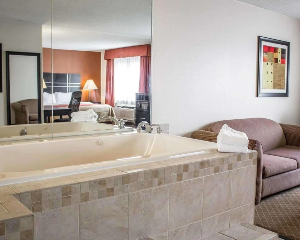 Comfort Inn North