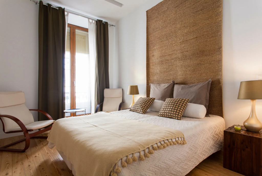 Downtown Brown by Homing