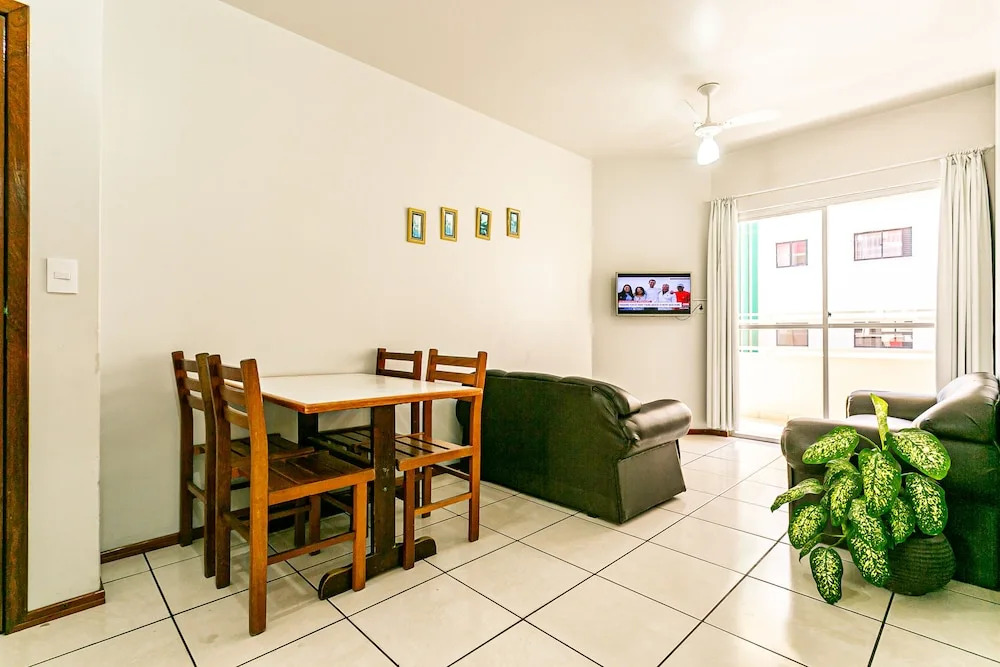 Apartamentos a 50 metros do Mar