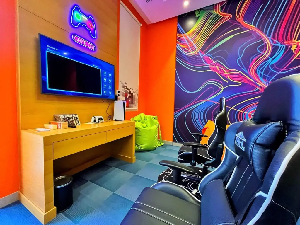 Aloft by Marriott Dubai South