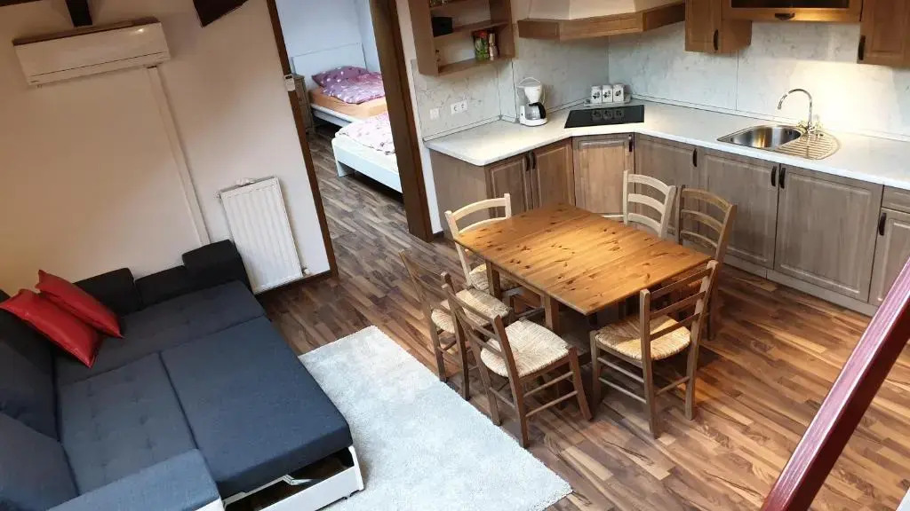 Apartment Potepuh