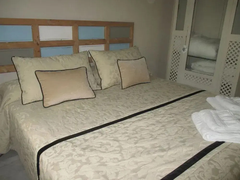 Apartamento Bizcocheros con piscina y jardín privado