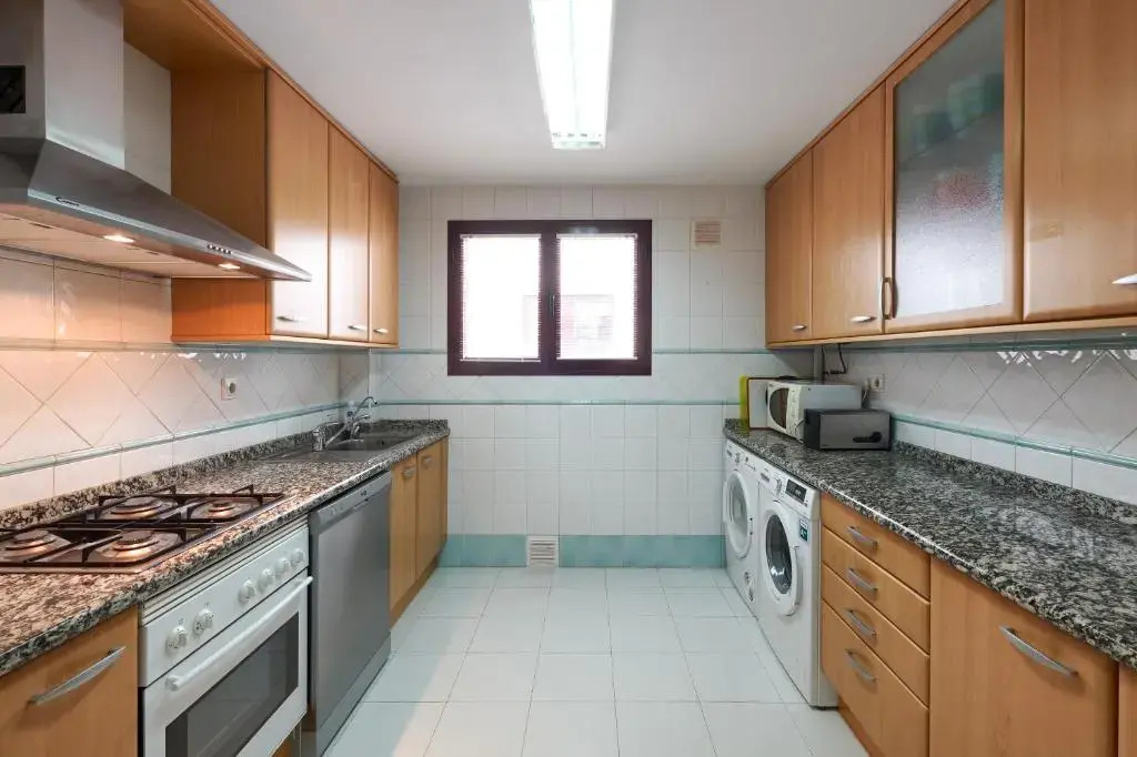4 Bedroom Apartment in Noray, San Pedro Beach