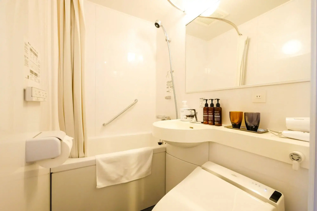 KIN HOTEL