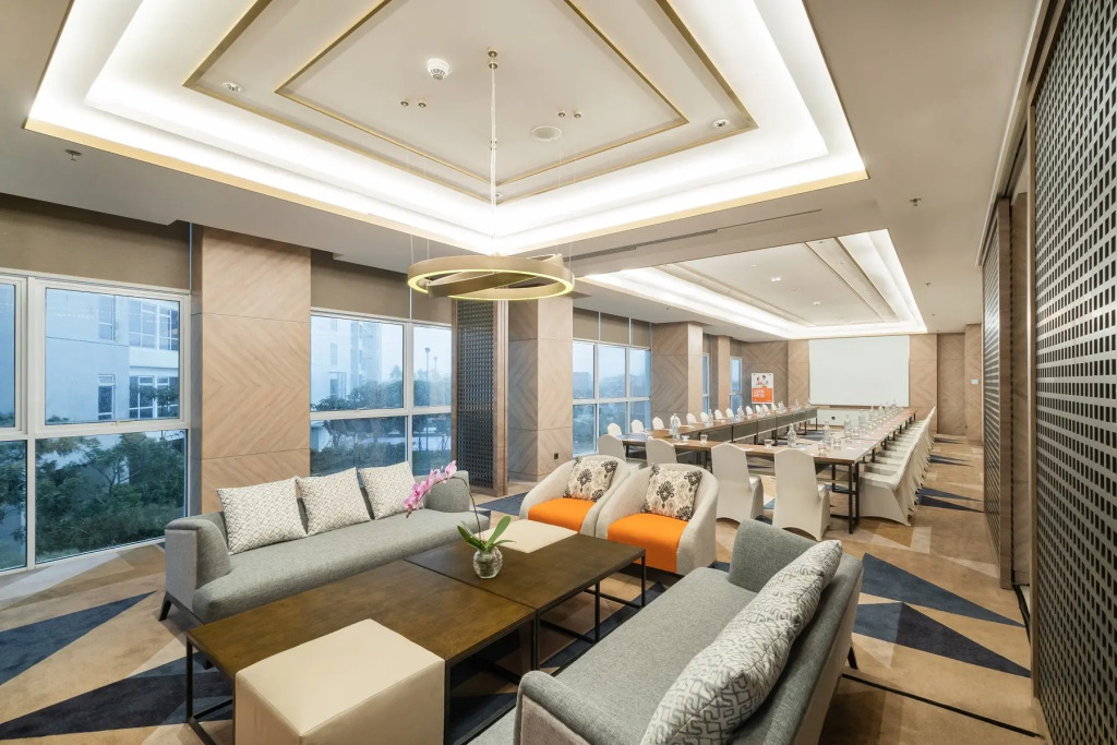 HARRIS Suites Puri Mansion Jakarta