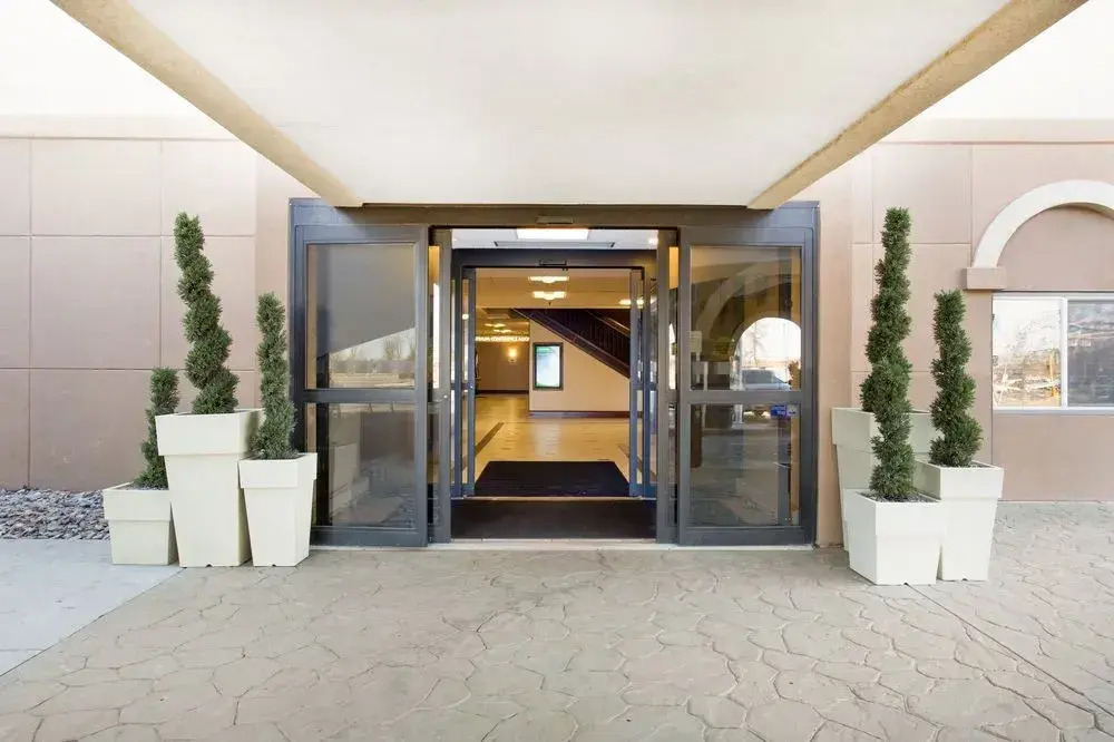 Holiday Inn