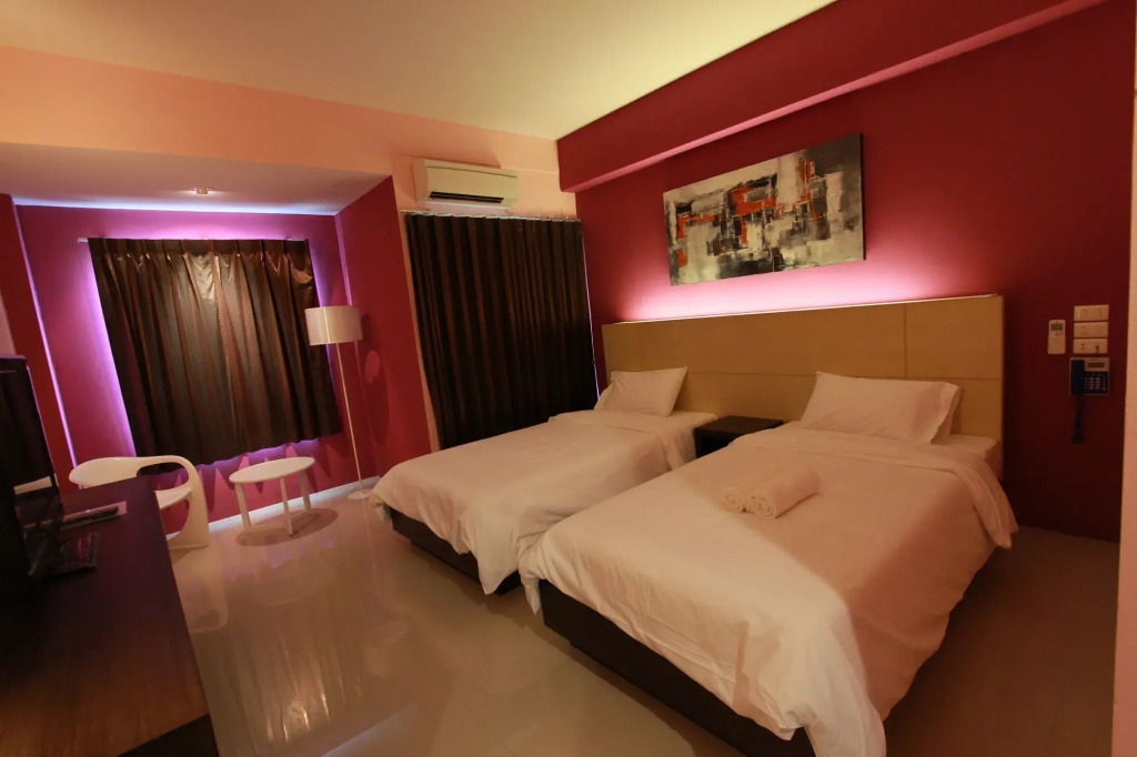 Trendy Hotel