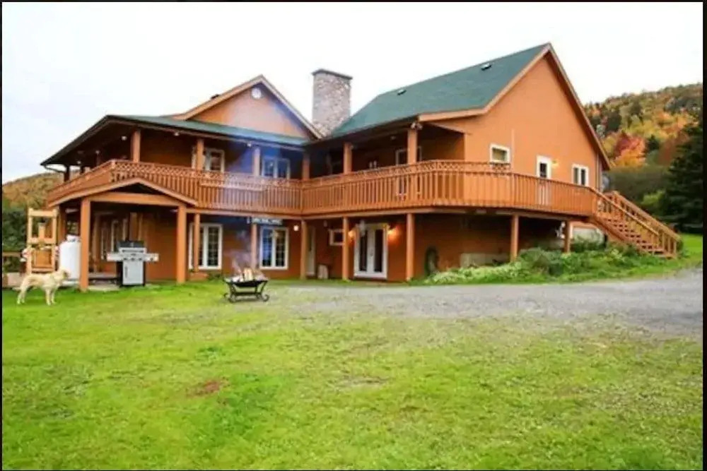 Salmon Pool Inn