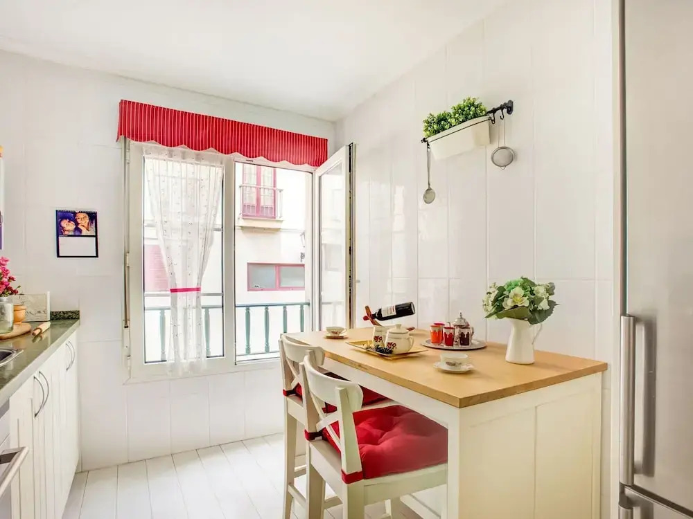 Apartment in Gijon Near San Lorenzo Beach