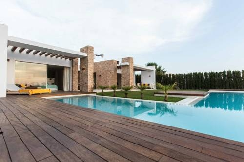 Luxury Villa With Sunset Views