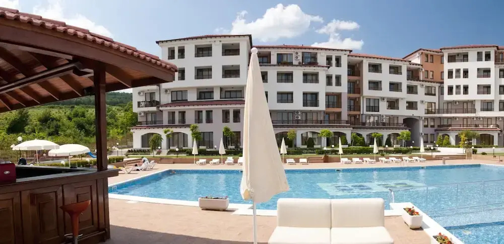 Apartments in complex Harmony hills