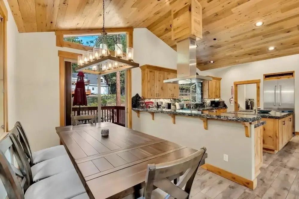 2566 Del Norte 5 Bedroom Home by RedAwning