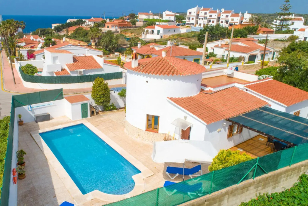 Villa Maria Large Private Pool AC WiFi