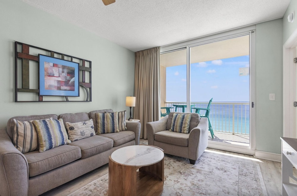 Majestic Beach Towers 2-1704