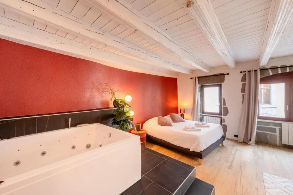 Majord'Home Spa 4*- Le Macaron -Cœur Vieille Ville
