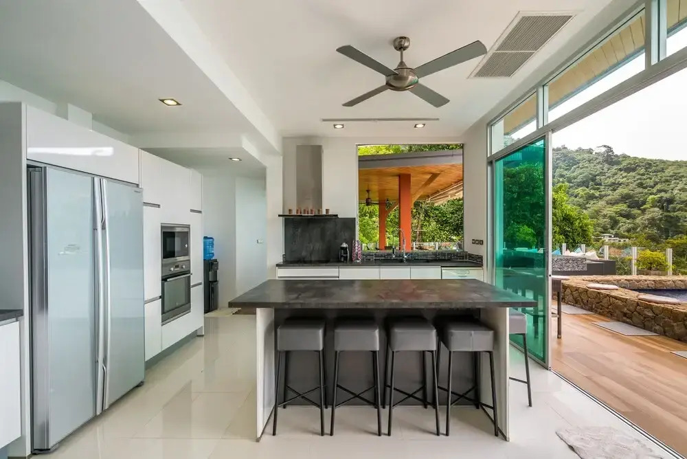 Parinda Villa in Naka Hills