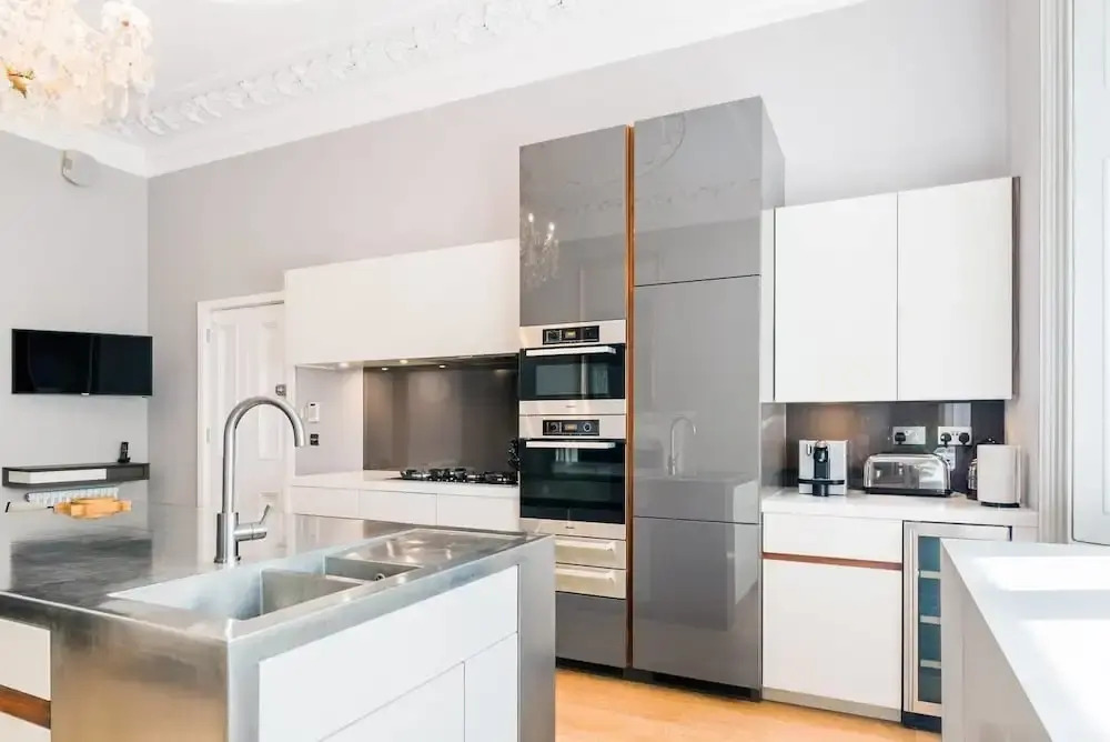 Luxury 3BR Home in Heart of Paddington, 6 Guests