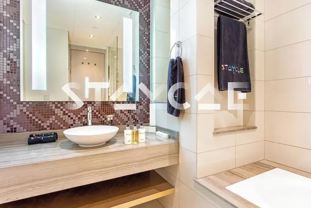 Staycae Holiday Homes - Damac Towers By Paramount