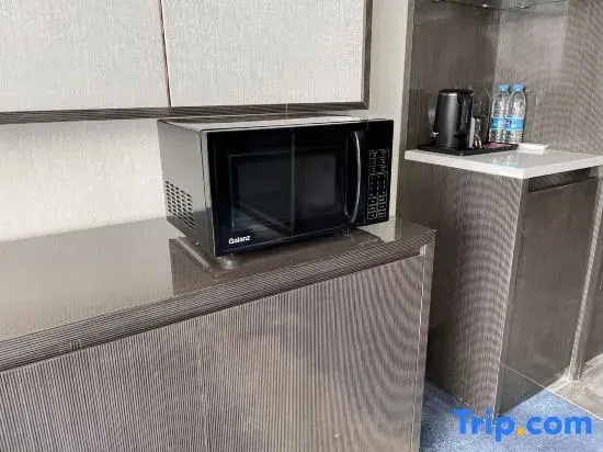 Zhangye LanQi International Hotel