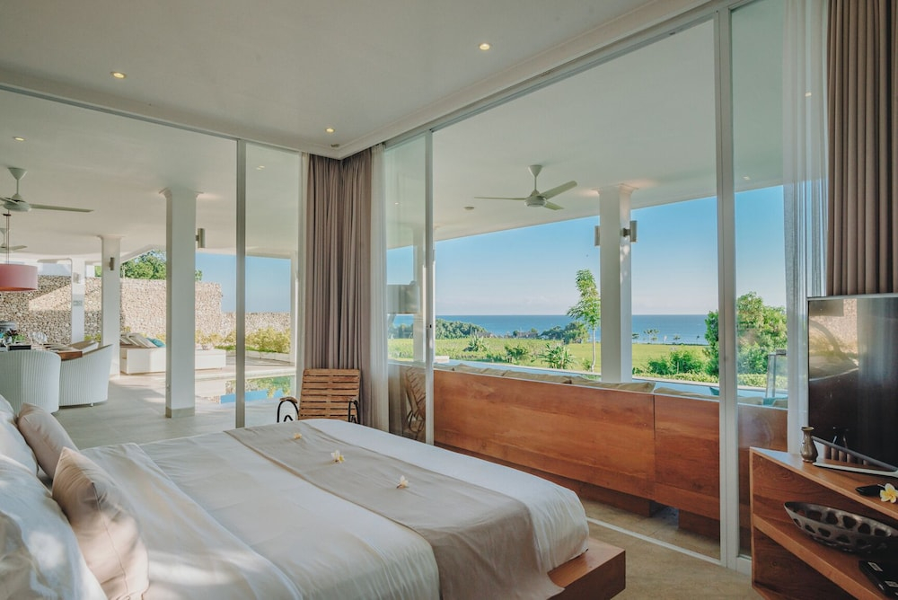 Deep Blue Villa Managed By LBV