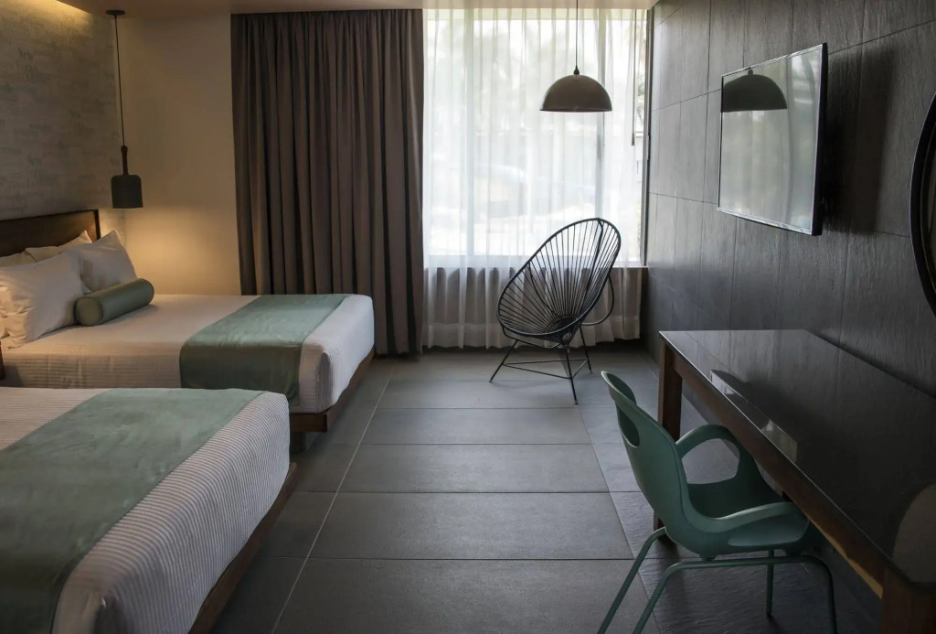 Hotel Y Parque Acuático La Caldera