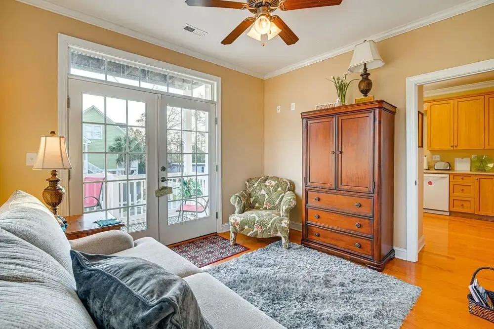 Spacious Murrells Inlet Home - Walk to Beach!