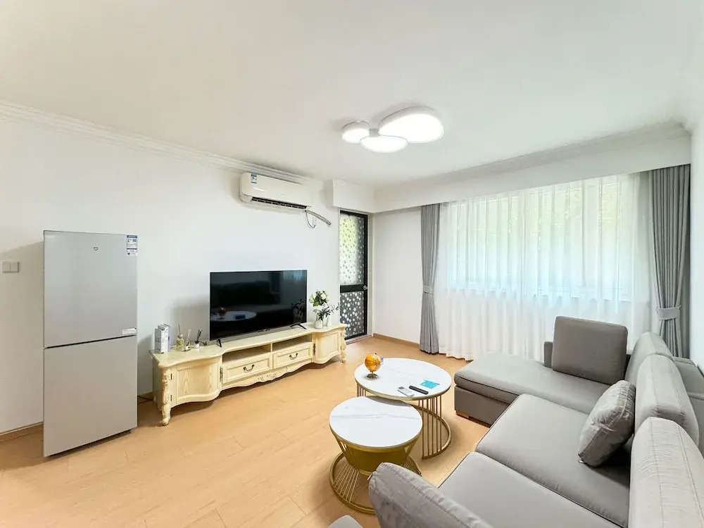 Tyms Gubei  2BR Apt near Gubei Road