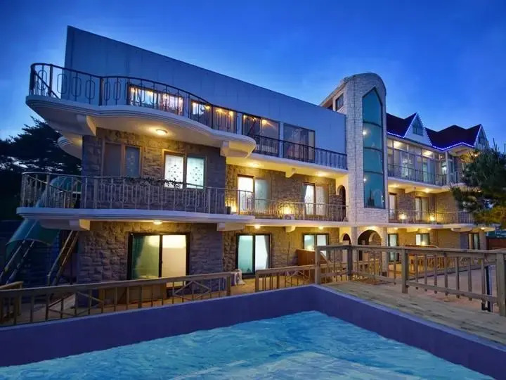 Blue Pension